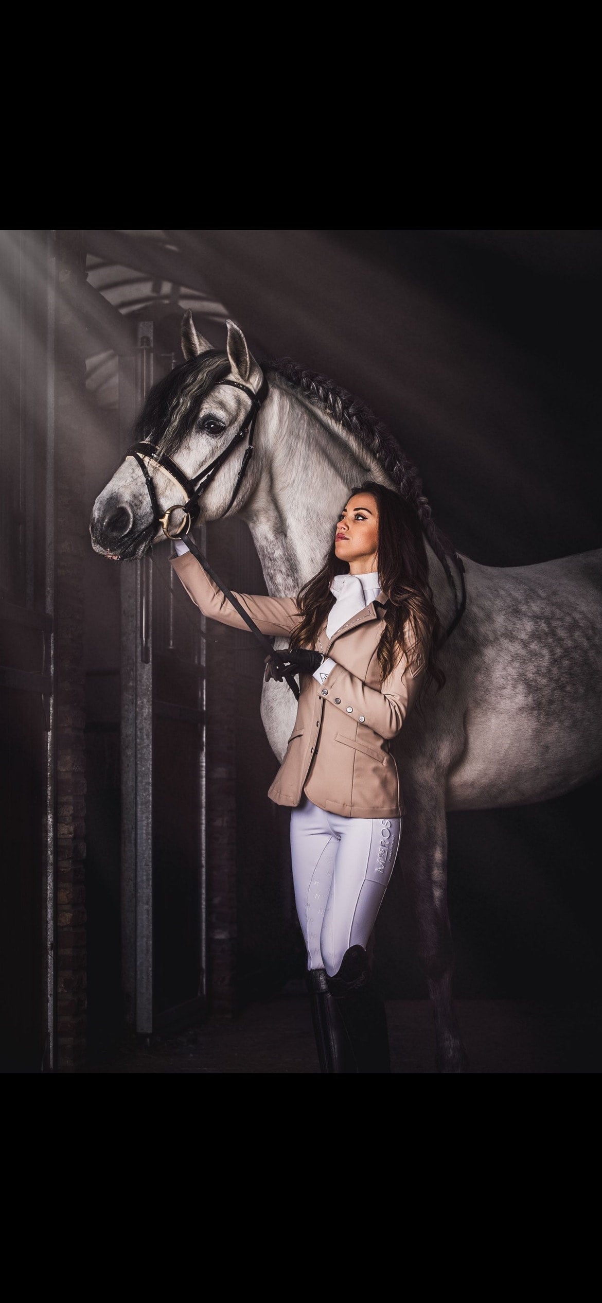 Mrs Ros SHOW JACKET SPARKLE - ROYAL BEIGE | The Cottage Equine